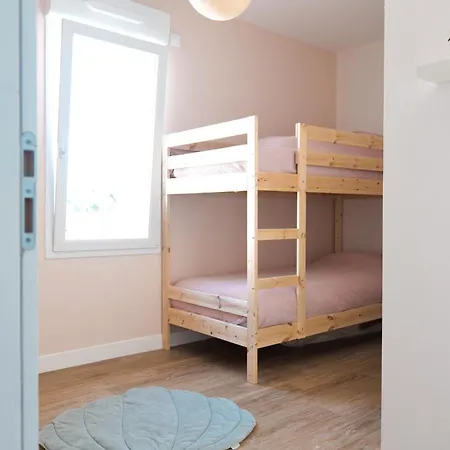 Maison Joliment Decoree Quartier Gare - 8 Personnes Vakantiehuis *